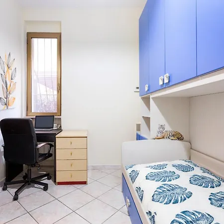 Casina Roxy * Rome